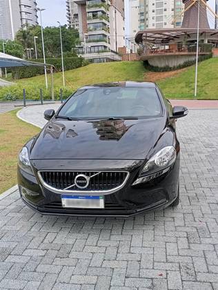 VOLVO V40 2.0 T4 KINETIC GASOLINA 4P AUTOMÁTICO